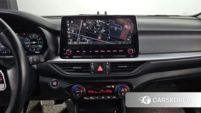 Kia The New K3 2nd generation 2022 Белый из Кореи, фото 6