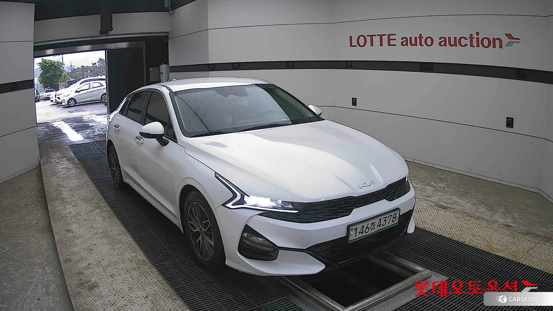 Kia K5 2022 Белый из Кореи, фото 6
