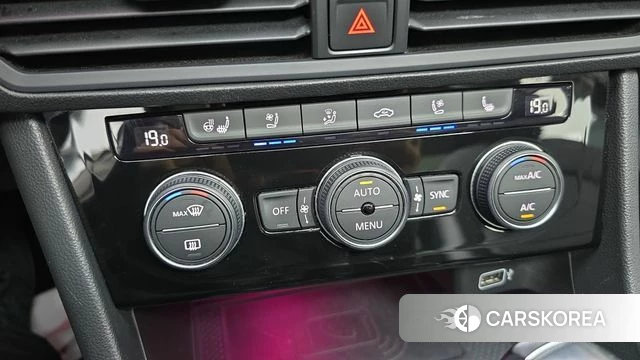 Volkswagen 7th Generation of Jetta 2020 Серый из Кореи, фото 6