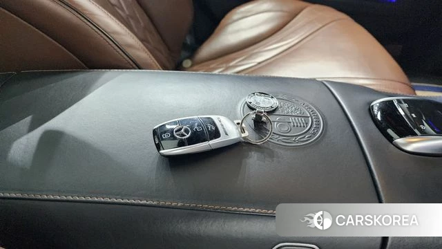 Mercedes-Benz S-Class W222 2018 Черный из Кореи, фото 6