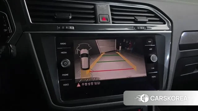 Volkswagen Tiguan second Generation 2022 Белый из Кореи, фото 6