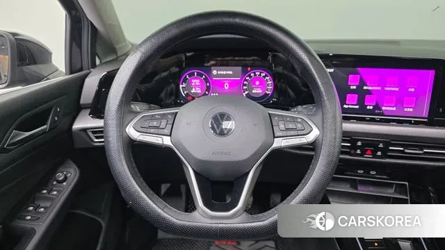 Volkswagen Golf 8th Generation 2022 Черный из Кореи, фото 6