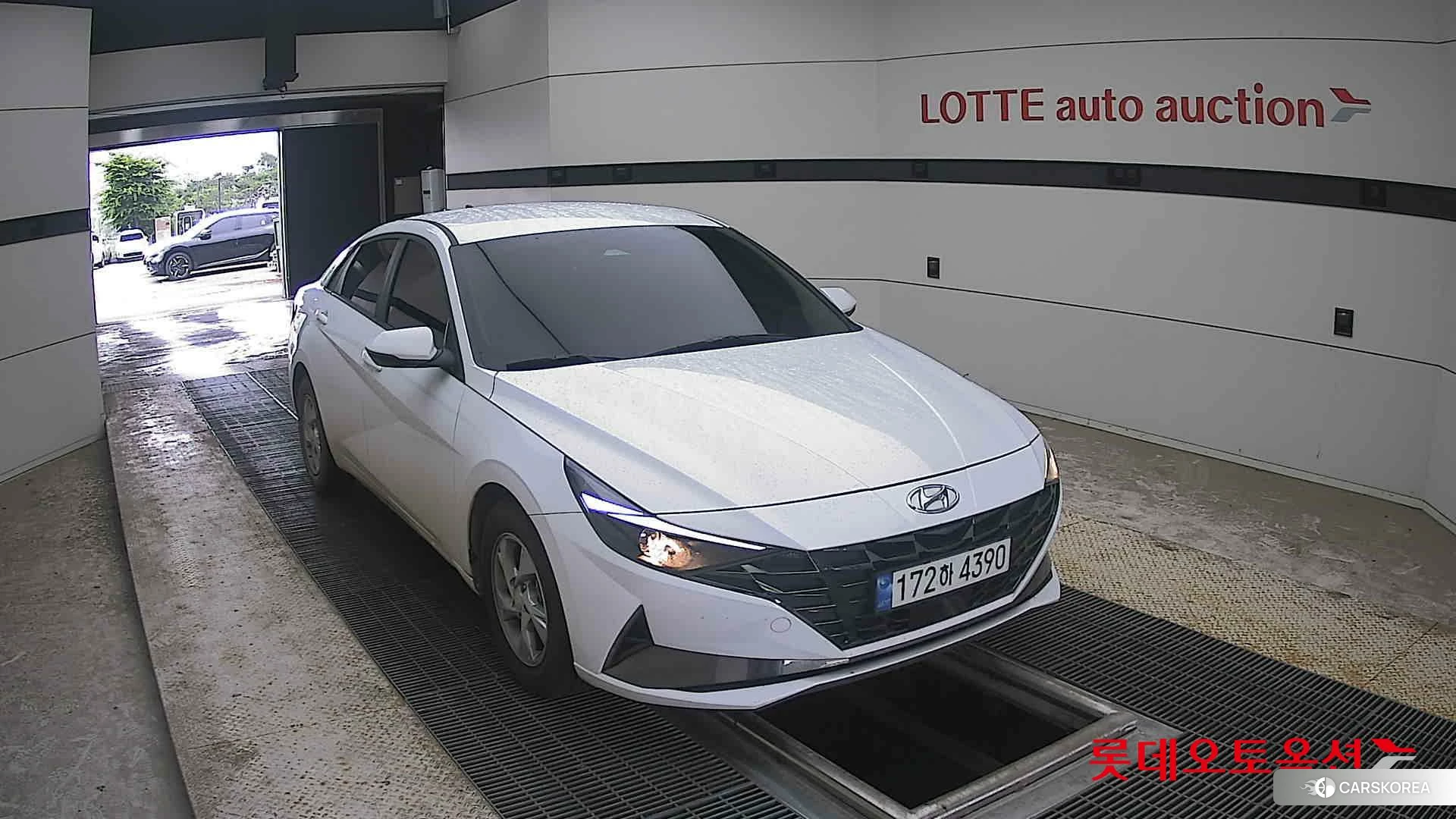 Hyundai Avante 2023 Polar White из Кореи, фото 6