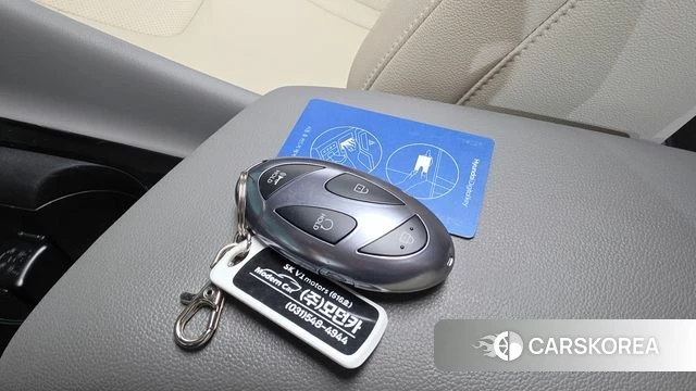 Hyundai The New Avante (CN7) 2025 Серебристо-серый из Кореи, фото 6