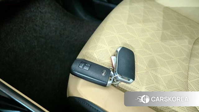 Kia Carnival 4th generation 2021 Белый из Кореи, фото 6