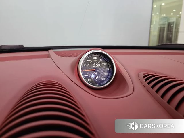 Porsche 718 Boxster 2024 Черный из Кореи, фото 6