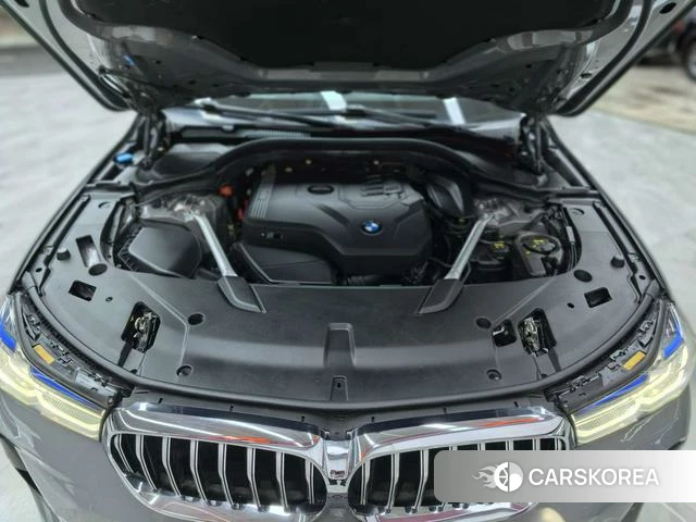 BMW 6 series GT 2021 Темно-серый из Китая, фото 6
