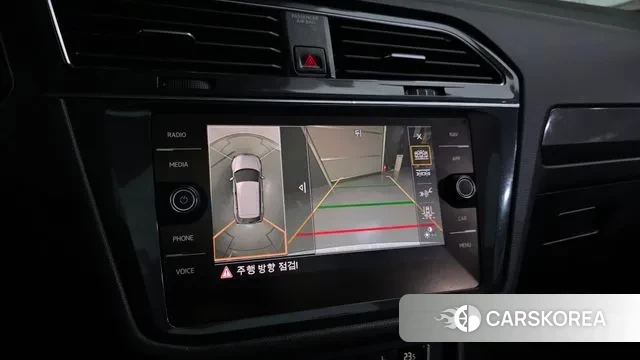 Volkswagen Tiguan Allspace 2020 Белый из Кореи, фото 6