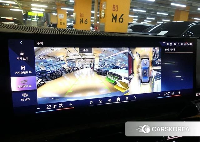 BMW 5 Series (G60) 2024 Серебристо-серый из Кореи, фото 6