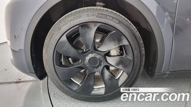 Tesla Model Y 2021 Серый из Кореи, фото 6