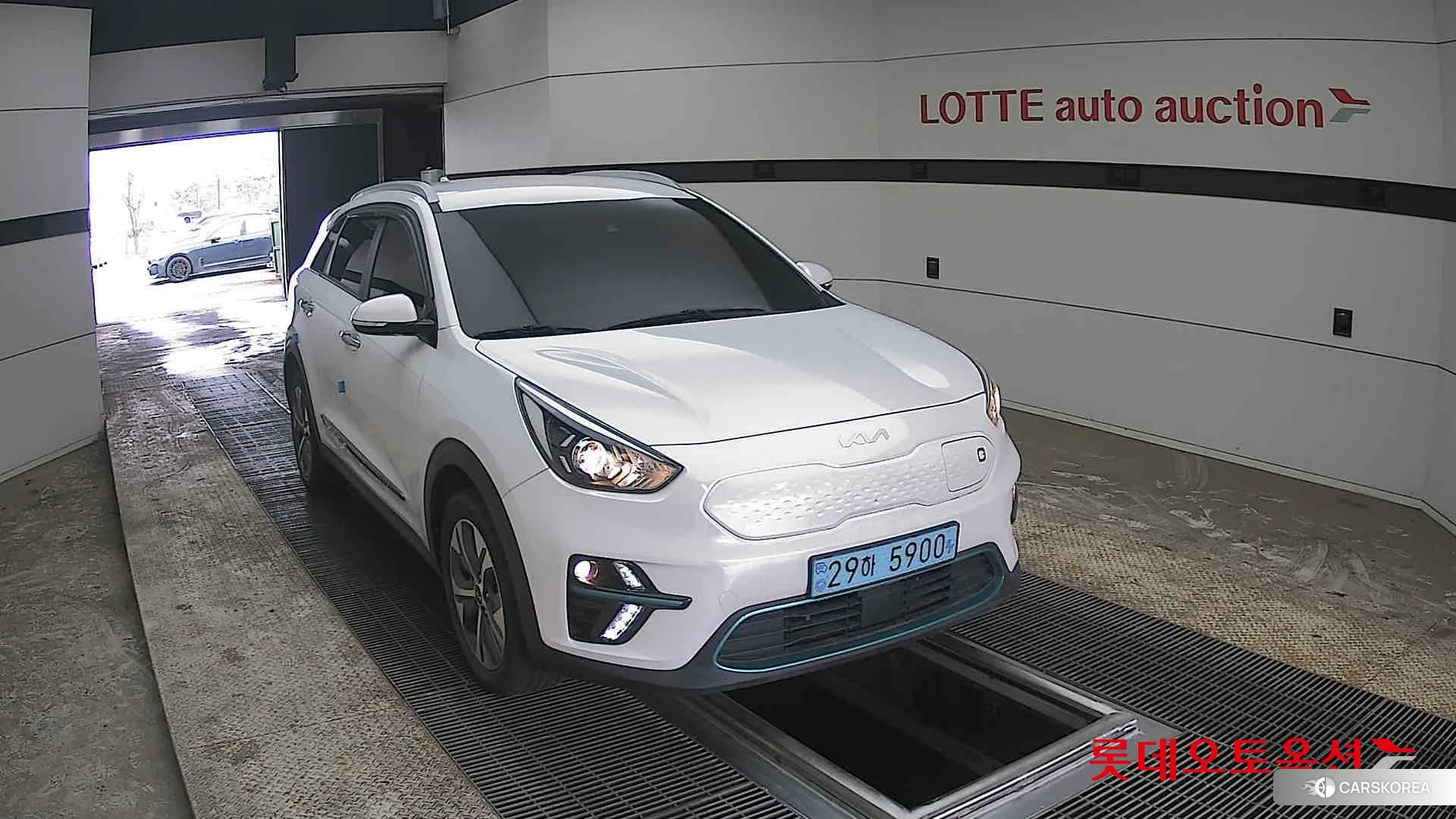 Kia Niro EV 2022 Snow White Pearl (optional) из Кореи, фото 6