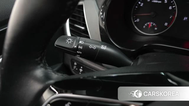 Kia Seltos 2022 Белый из Кореи, фото 6