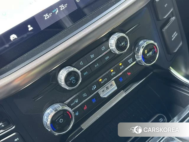 Ford F-150 Raptor 2024 Черный из Китая, фото 6