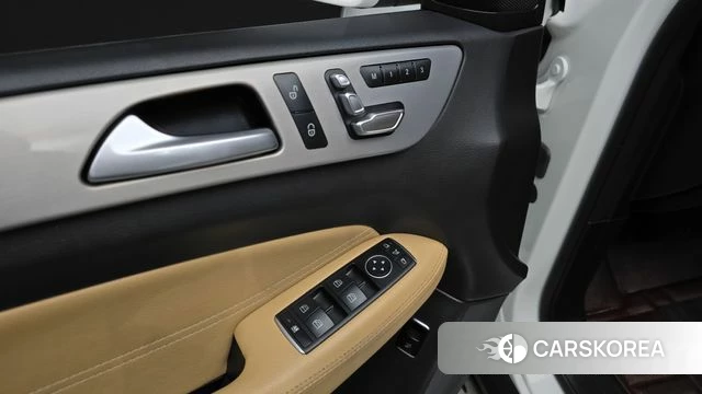 Mercedes-Benz GLE - Class W166 2018 Белый из Кореи, фото 6