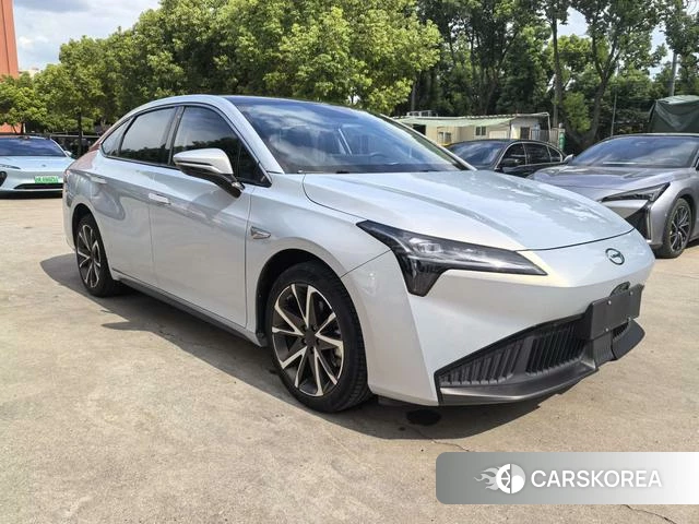 Aian AION S 2022 Серебристо-серый из Китая, фото 6