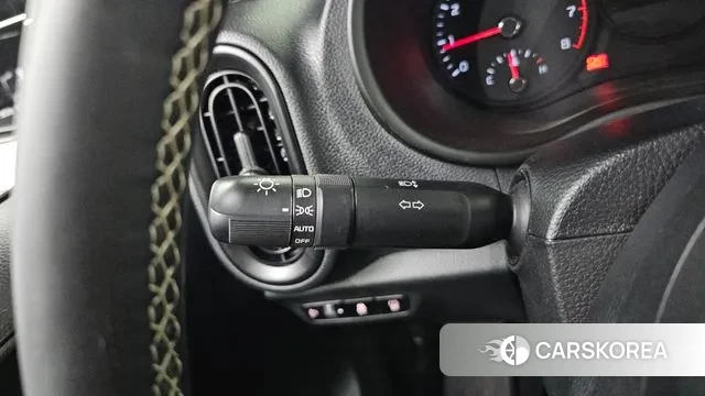 Kia Morning Urban (JA) 2023 Жемчужный цвет из Кореи, фото 6