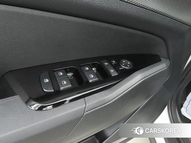 Kia Sportage 5th Generation 2022 Белый из Кореи, фото 6