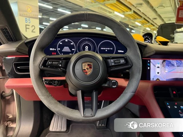 Porsche Taycan 2022 Розовый из Кореи, фото 6