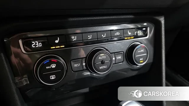 Volkswagen Tiguan second Generation 2020 Серый из Кореи, фото 6