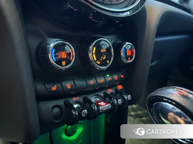 Mini Cooper S 2018 Белый из Кореи, фото 6