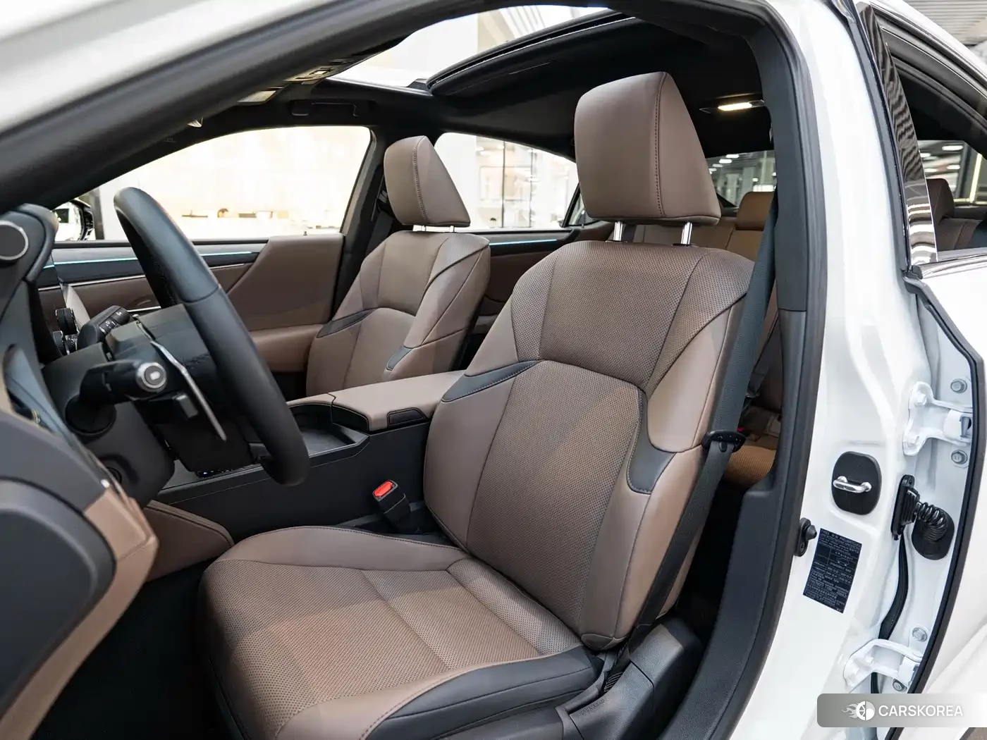 Lexus ES 2025 Белый из Китая, фото 6