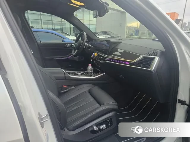 BMW X5 (G05) 2024 Белый из Кореи, фото 6