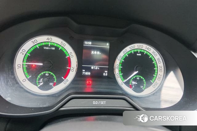 Skoda Octavia 2020 Темно-серый из Китая, фото 6