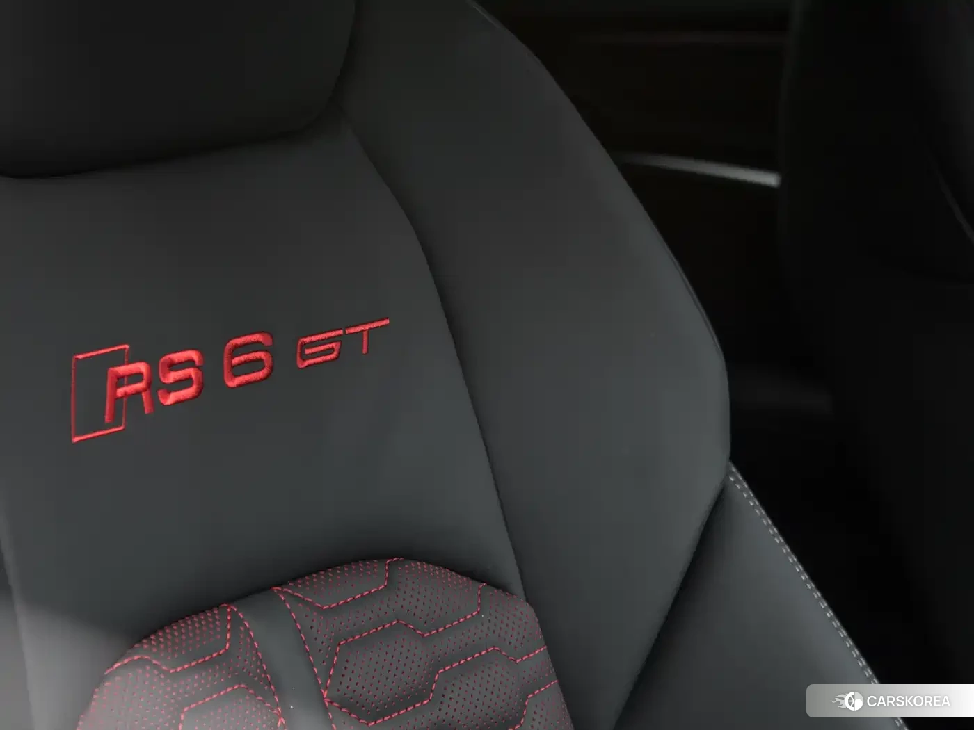 Audi RS 6 2025 Черный из Китая, фото 6