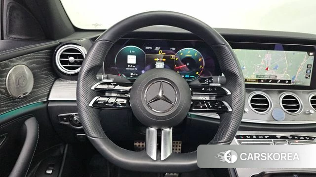 Mercedes-Benz E-Class W213 2022 Белый из Кореи, фото 6
