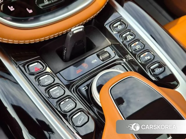 Aston Martin DBX 2023 Черный из Кореи, фото 6