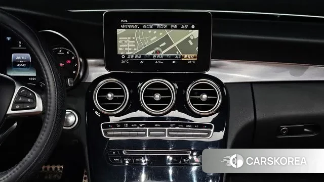 Mercedes-Benz C-Class W205 2018 Белый из Кореи, фото 6