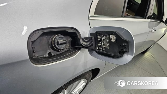 Mercedes-Benz E-Class W213 2021 Серебряный из Кореи, фото 6