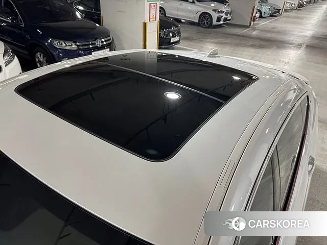 BMW 6 Series GT (G32) 2023 Белый из Кореи, фото 6