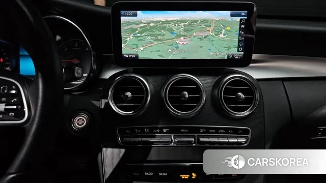 Mercedes-Benz C-Class W205 2019 Белый из Кореи, фото 6