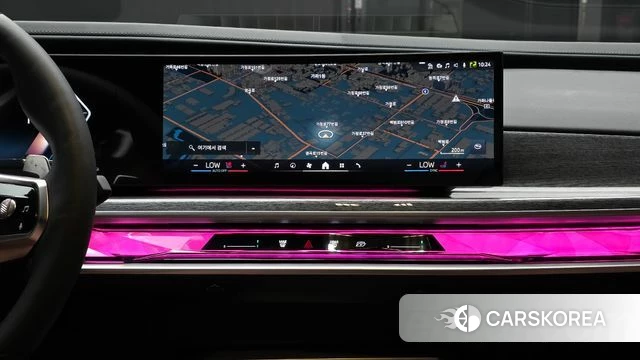 BMW 7 Series (G70) 2024 Черный двухцветный из Кореи, фото 6