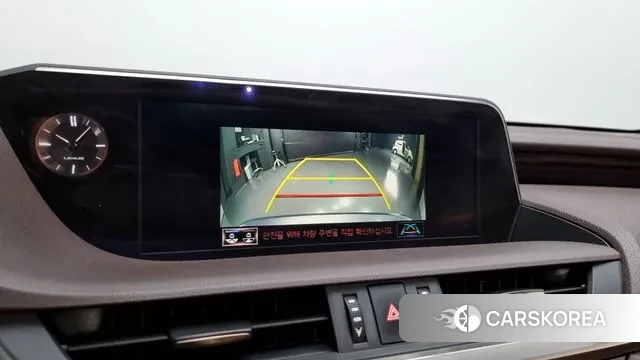 Lexus ES300h 7th generation 2020 Серый из Кореи, фото 6