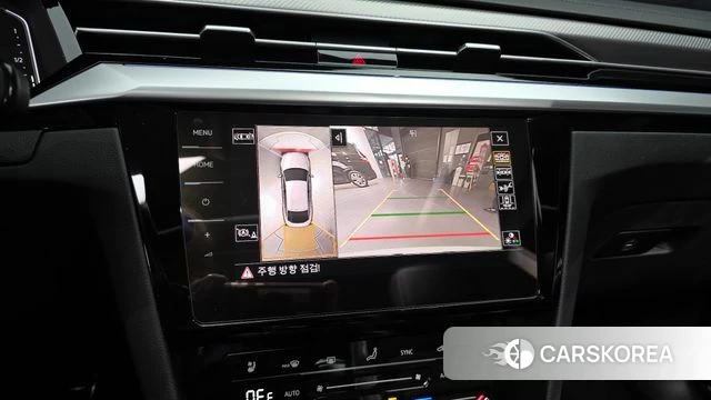 Volkswagen Arteon 2023 Белый из Кореи, фото 6