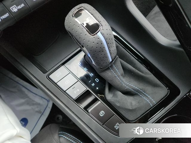 Hyundai The New Avante (CN7) 2024 Серебристо-серый из Кореи, фото 6