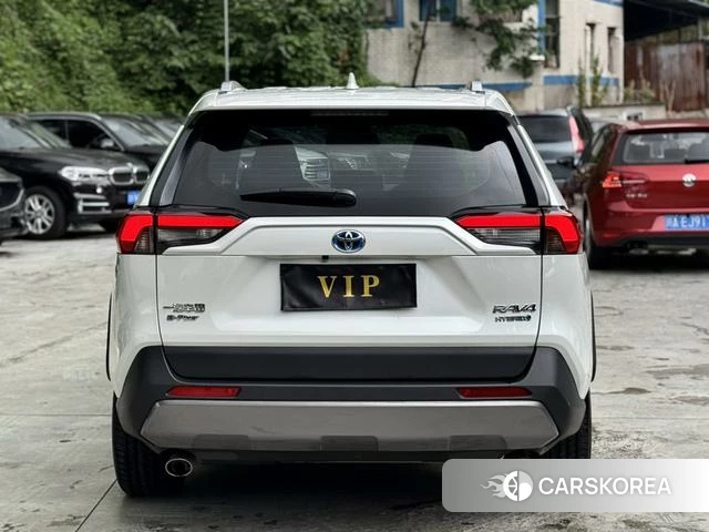 Toyota RAV4 Rongfang 2022 Белый из Китая, фото 6
