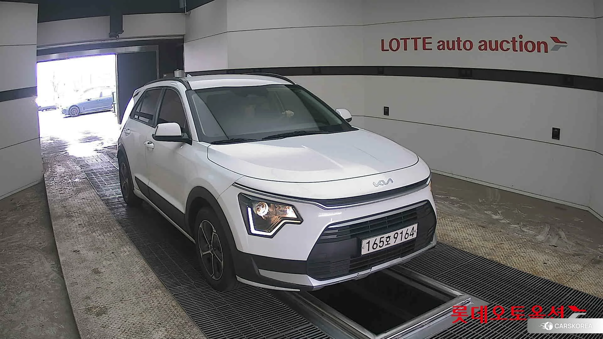 Kia Niro Hybrid 2022 Snow White Pearl (optional) из Кореи, фото 6