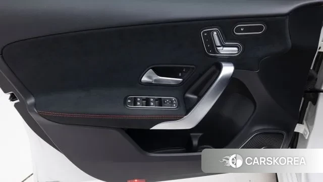 Mercedes-Benz A-Class W177 2025 Белый из Кореи, фото 6