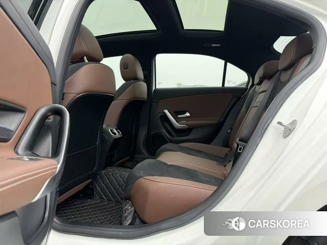 Mercedes-Benz Class A 2020 Белый из Китая, фото 6