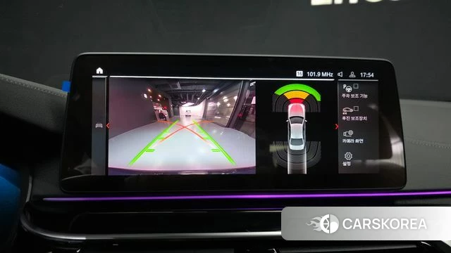 BMW 5 Series (G30) 2021 Черный из Кореи, фото 6