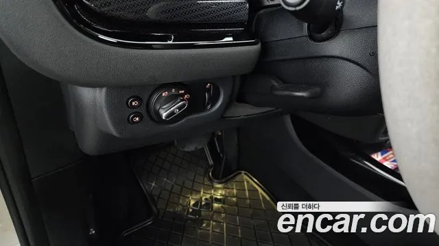 Mini Cooper Clubman id 2911900 из Кореи 6