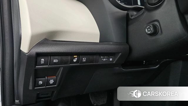 Toyota Sienna 4th Generation 2025 Белый из Кореи, фото 6