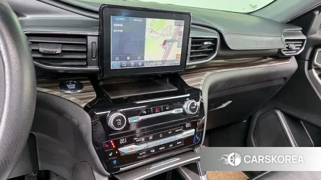 Ford Explorer 6th Generation 2021 Белый из Кореи, фото 6