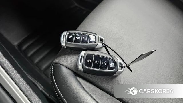 Hyundai Venue 2019 Серый из Кореи, фото 6