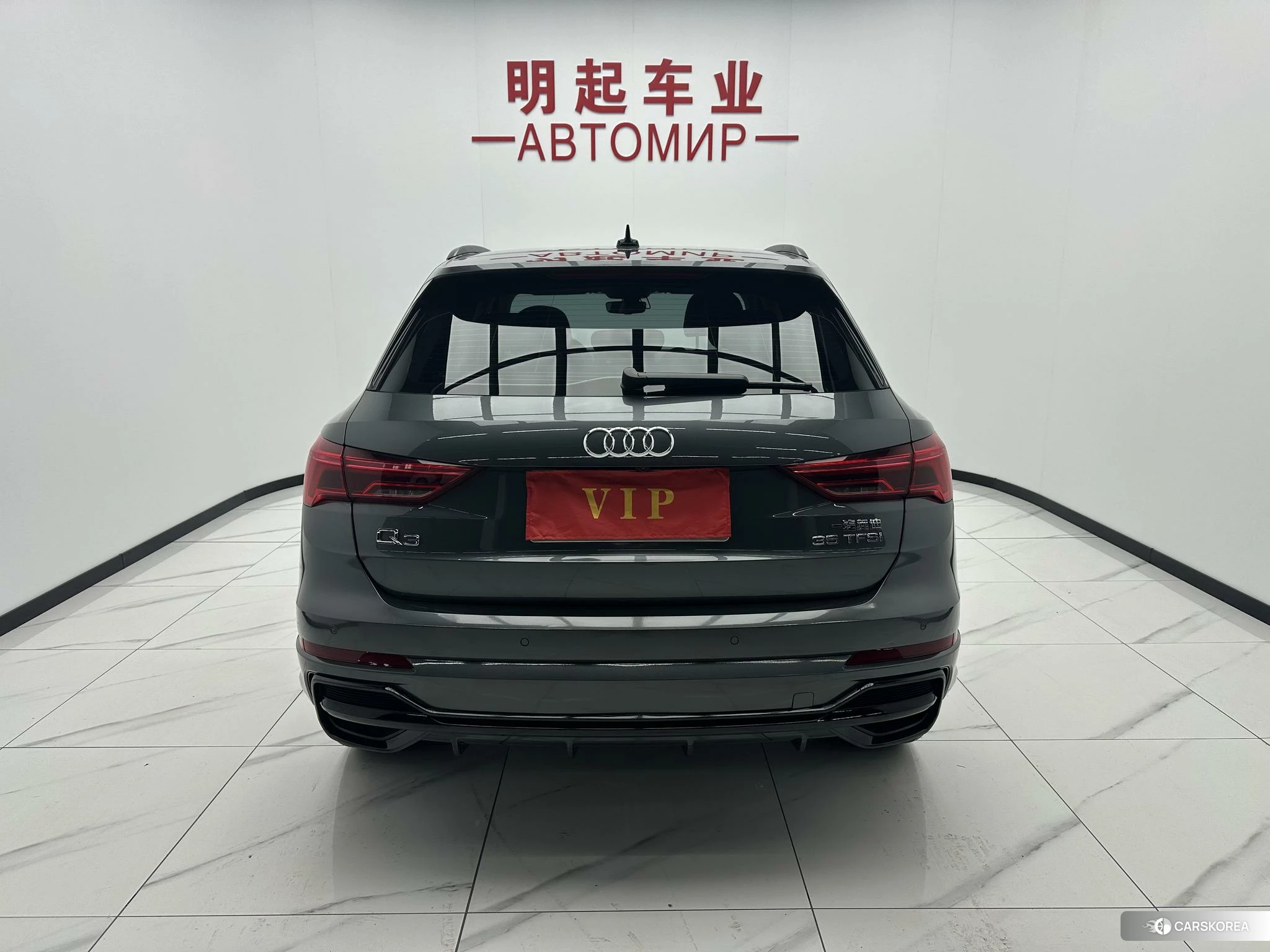 Audi Q3 2022 Темно-серый из Китая, фото 6