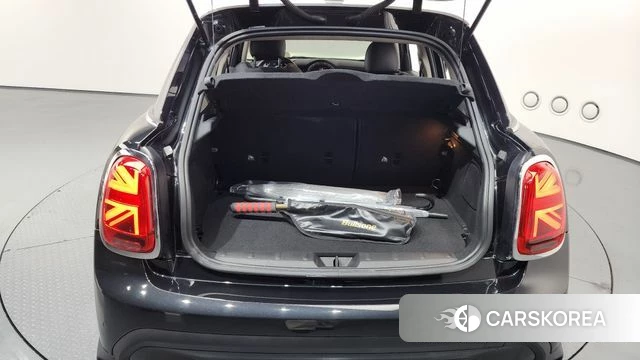 Mini Cooper 2022 Черный из Кореи, фото 6