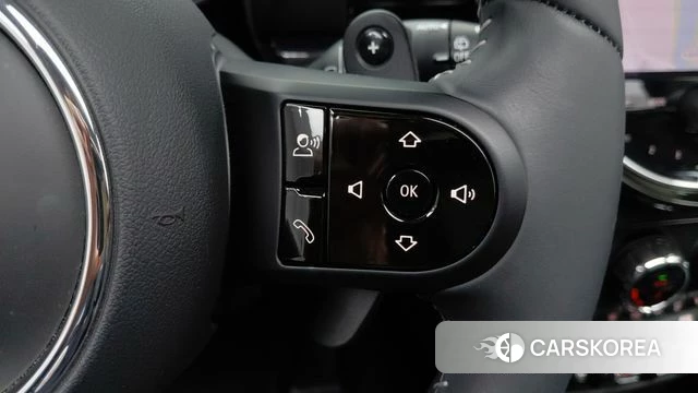 Mini Cooper S Clubman 2023 Красный из Кореи, фото 6